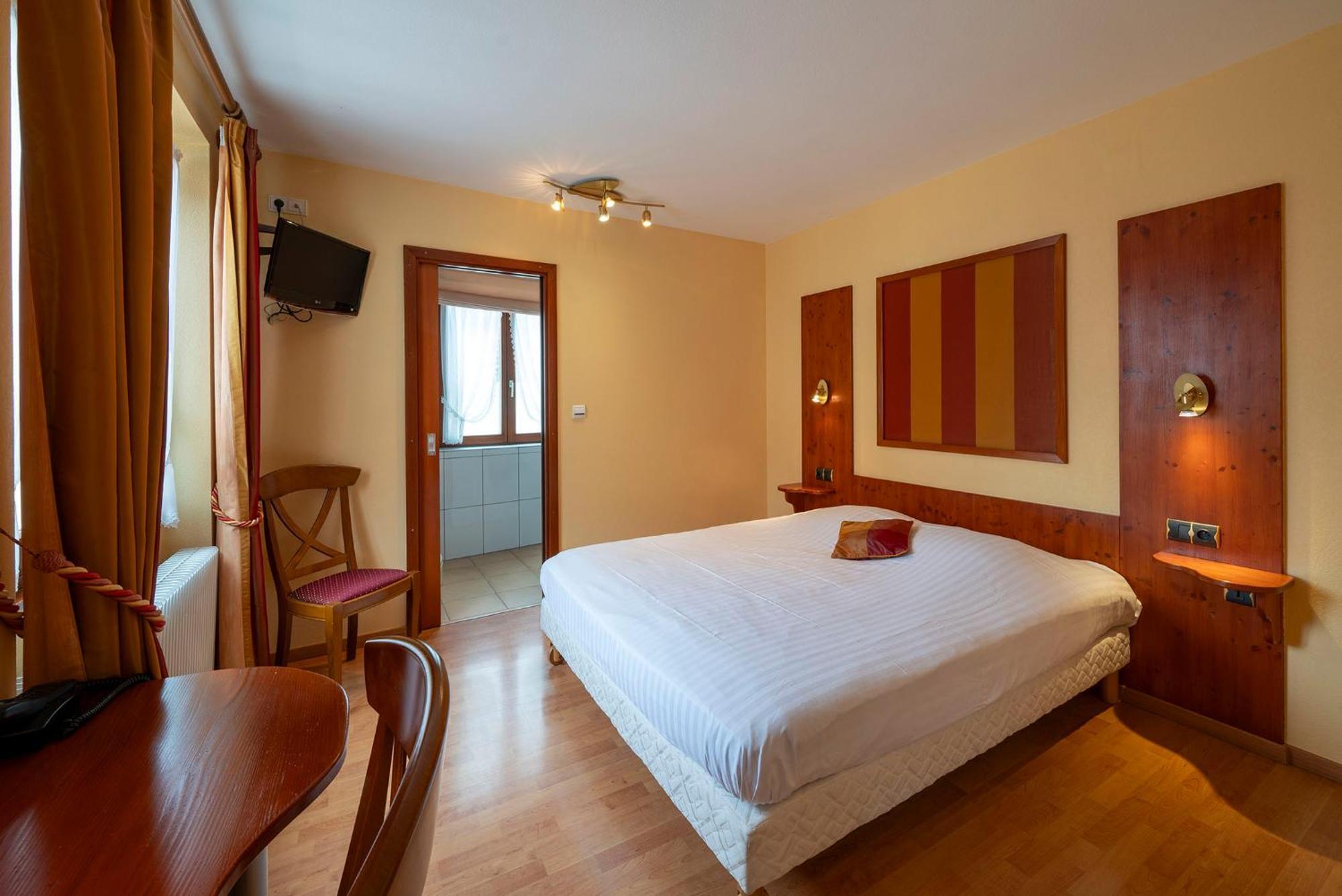 Hotel A La Vignette - Colmar-Nord Saint-Hippolyte  Exterior foto